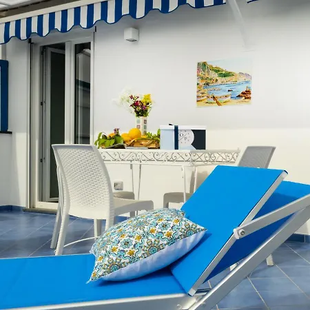 Grecale - Amazing Apartment With Patio And Sea View Maiori Exterior photo